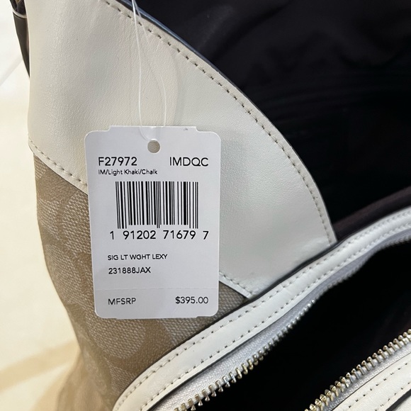 Coach Lexy - Picture 5 of 5